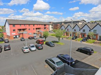 156 Bru Na Sionna, Shannon Town Centre, Shannon, Co. Clare - Image 3