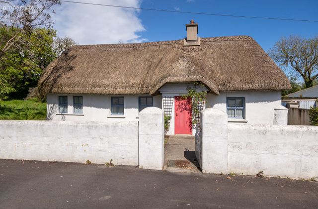 Assaly Cottage, Assaly Little, Killinick, Co. Wexford - Click to view photos