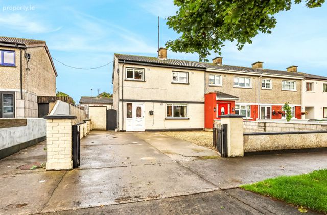 8 The Green, Saint Catherine's Estate, Rush, Co. Dublin - Click to view photos