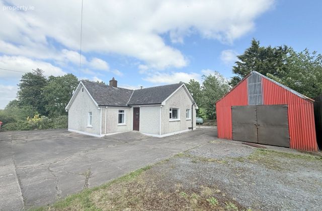 Knockronaghan, Emyvale, Co. Monaghan - Click to view photos