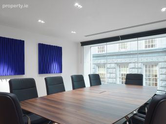 5 Schoolhouse Lane, Dublin 2 - Image 4