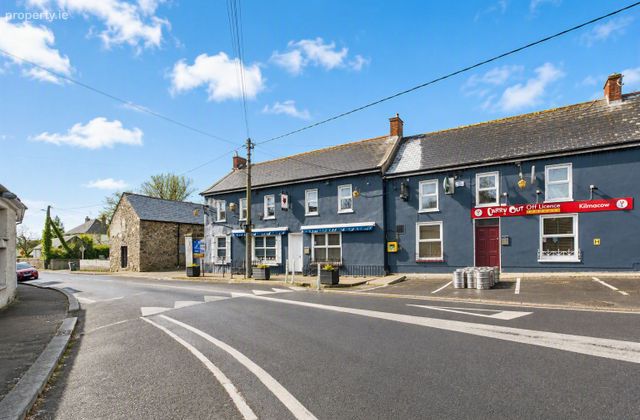 The Foxes Den, Kilmacow, Co. Kilkenny - Click to view photos