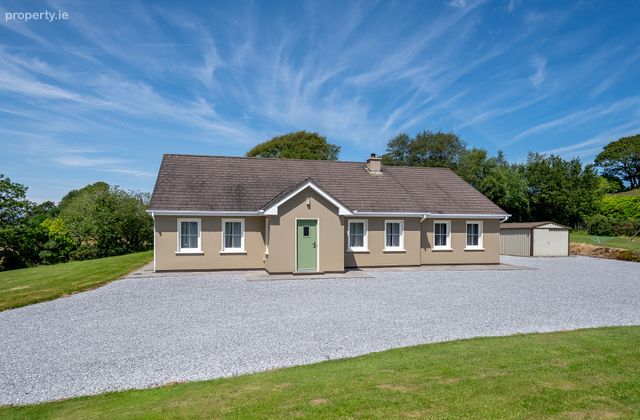 Clogherane, Lauragh Upper, Kenmare, Co Kerry, Lauragh, Co. Kerry - Click to view photos