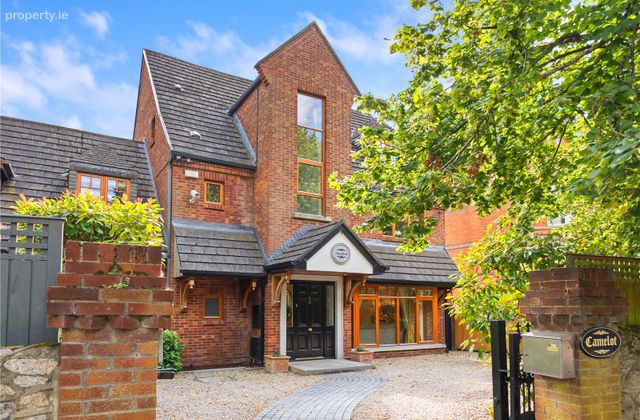 Camelot, 1 Ailesbury Way, Ailesbury Road, Dublin 4, Dublin 4 - Click to view photos