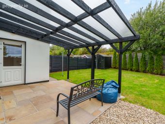 5 Highfield Crescent, Ballincollig, Co. Cork - Image 2
