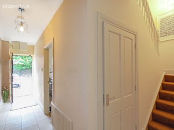 94 Sl&iacute; Gheal, Ballymoneen Road, Knocknacarra, Co. Galway - Image 3