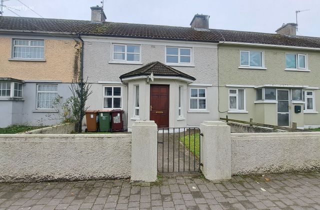 Lower Main Street, Ballyporeen, Ballyporeen, Co. Tipperary - Click to view photos