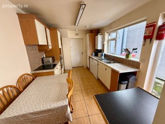 Maria Villas, 98 Street, Cork City Centre, Co. Cork - Image 5