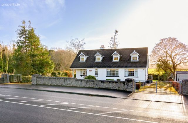 Sycamore Lodge, Hazelwood Road, Calry, Co. Sligo - Click to view photos