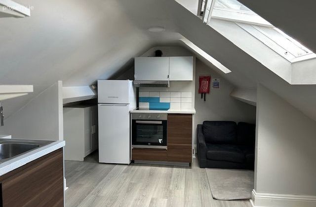 Grosvenor Square, Rathmines, Dublin 6 - Click to view photos