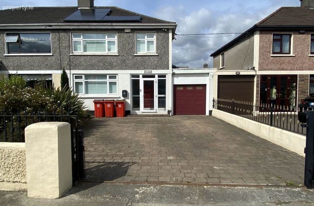Clonsilla Road, Blanchardstown, Dublin, Blanchardstown, Dublin 15 - Click to view photos