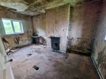 8 Oriel Park, Emyvale, Co. Monaghan - Image 5