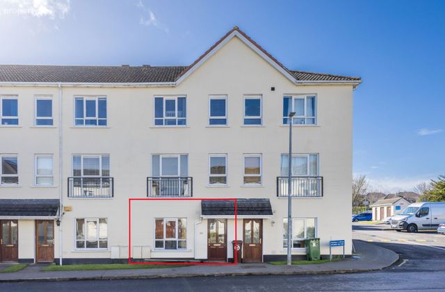 109 Applewood Main Street, Applewood, Swords, Co. Dublin - Click to view photos