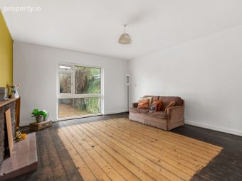 46 Sweet Briar Lane, Dublin 14, Kilmacud, Co. Dublin - Image 2