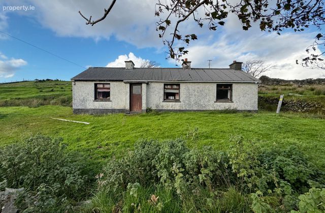 Braide, Glencolmcille, Co. Donegal - Click to view photos