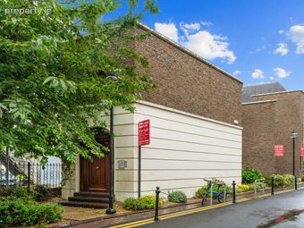 6 Windsor Place, Pembroke Street Lower, Dublin 2, Dublin 2 - Image 2