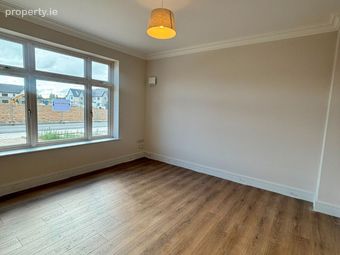 2 Heather Grove, Janeville, Carrigaline, Co. Cork - Image 5