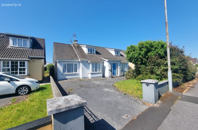 40 Cusack View, Cloughleigh, Ennis, Co. Clare, Ennis, Co. Clare - Click to view photos