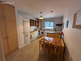 8 Washington Court, Anne Street, Cork City Centre, Co. Cork - Image 5