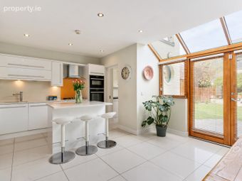 3 Brehon Court, Harold's Grange Road, Rathfarnham, Dublin 16, Rathfarnham, Dublin 16 - Image 4
