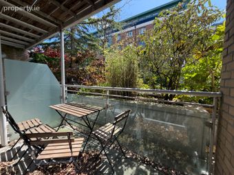 3 Bedroom Apartment, Adelaide Square, Christchurch, Dublin 8 - Image 3