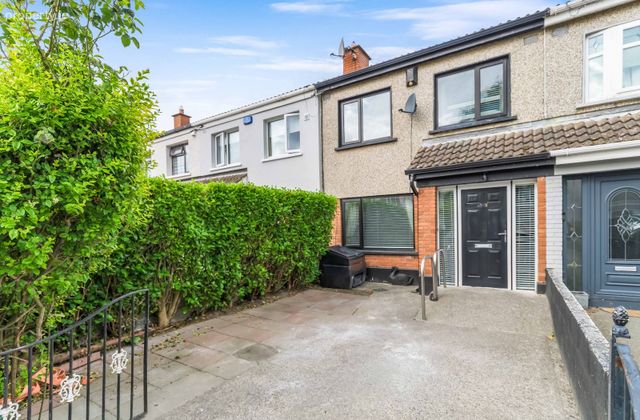 30 Newbury Grove, Clonshaugh, Dublin 17 - Click to view photos