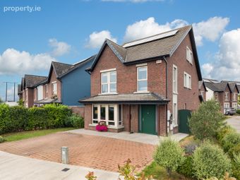 42 Hollywoodrath Avenue, Hollystown, Dublin 15, Hollystown, Dublin 15 - Image 2