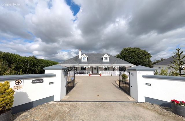 'serenity' Newcastle, Newbawn, Co. Wexford - Click to view photos