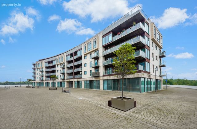 72 The Academy Building, Park West Pointe, Park West, Dublin 12, Park West, Dublin 12 - Click to view photos