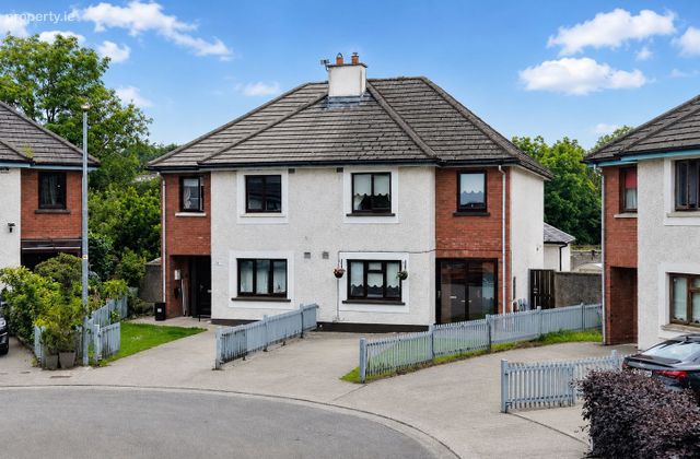 7 Brawny Drive, Lissywollen, Athlone, Co. Westmeath - Click to view photos