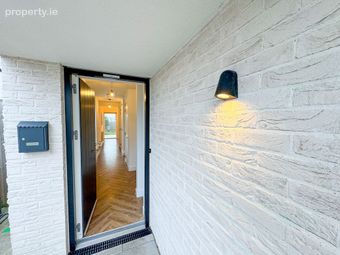 30 Sika Woods, Enniskerry, Co. Wicklow - Image 2
