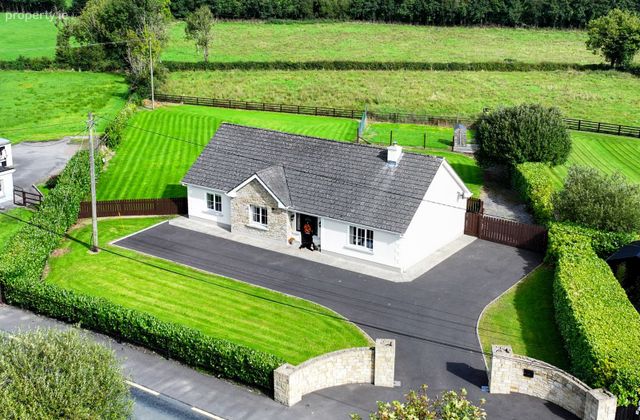 Beacon Hill, Cahanagh, Newtownforbes, Co. Longford - Click to view photos