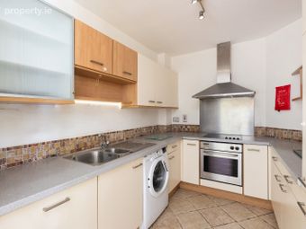 46 The Ramparts, Willow Avenue, Cabinteely, Dublin 18, Cabinteely, Dublin 18 - Image 5