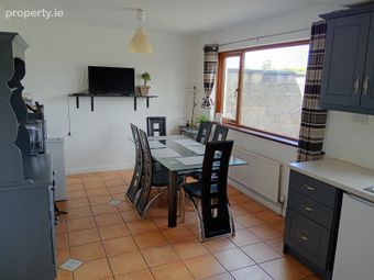 8 Willowdale, Bay Estate, Dundalk, Co. Louth, Blackrock, Co. Louth - Image 5