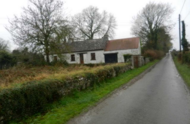 Shea's Cottage, Fermoyle, Formoyle, Co. Longford - Click to view photos