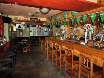 Courtneys Bar &amp; Guest House, Main Street, Ballybunion, Co. Kerry - Image 4
