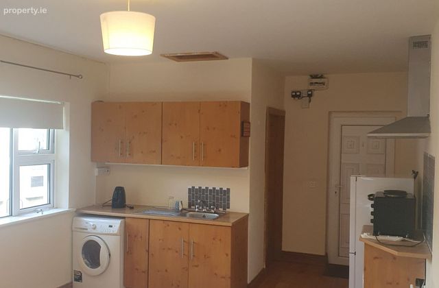 Beach Court, Salthill, Co. Galway - Click to view photos