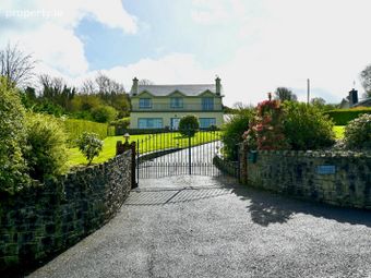 Hillside, Carrigeen, Birdhill, Co. Tipperary