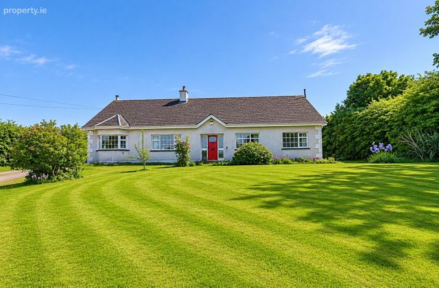 Sheepstown, Delvin, Co. Westmeath - Click to view photos