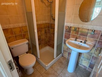 8 Oakfield, Tullamore, Co. Offaly - Image 4
