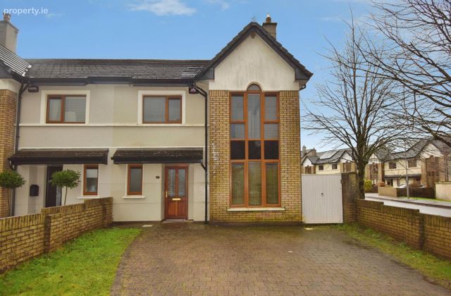 18 Edgewood, Maryborough Ridge, Douglas, Co. Cork - Click to view photos