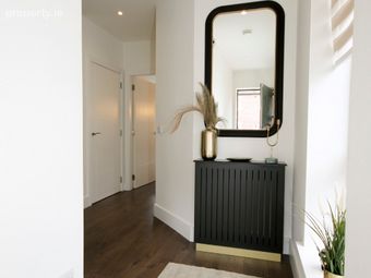 3 Shackleton Woods, Lucan, Co Dublin, Lucan, Co. Dublin - Image 2