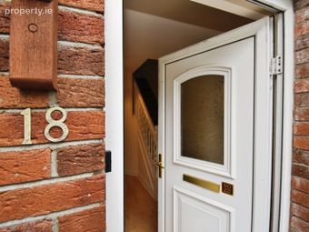 18 Belmont Avenue, Garryduff, Rochestown, Co. Cork - Image 3