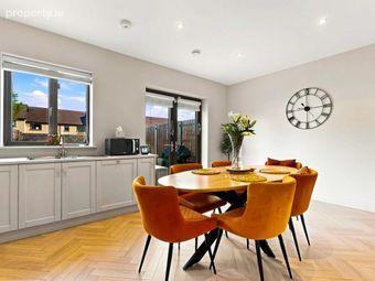 11 Rowan Walk, Kilcarbery, Co. Dublin - Image 5