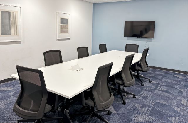 Hq 19 High Street, Kilkenny, Co. Kilkenny - Click to view photos