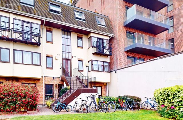 Apartment 30, Alexandra Quay, York Road, Ringsend, Dublin 4 - Click to view photos