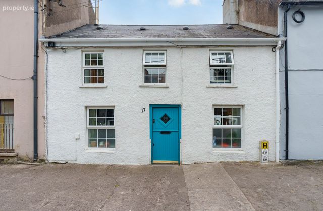 17 Great William O'brien Street, Blackpool, Co. Cork - Click to view photos