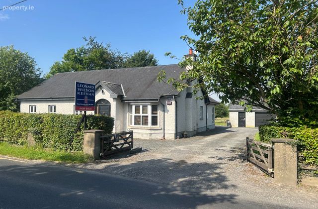 212 Mullantine, Rathangan, Co. Kildare - Click to view photos