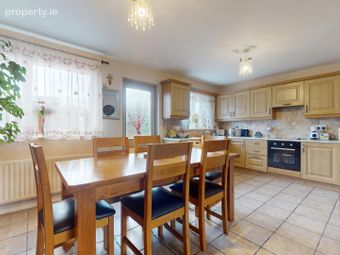 19 Gladesville, Castlebar, Co. Mayo, Castlebar, Co. Mayo - Image 5