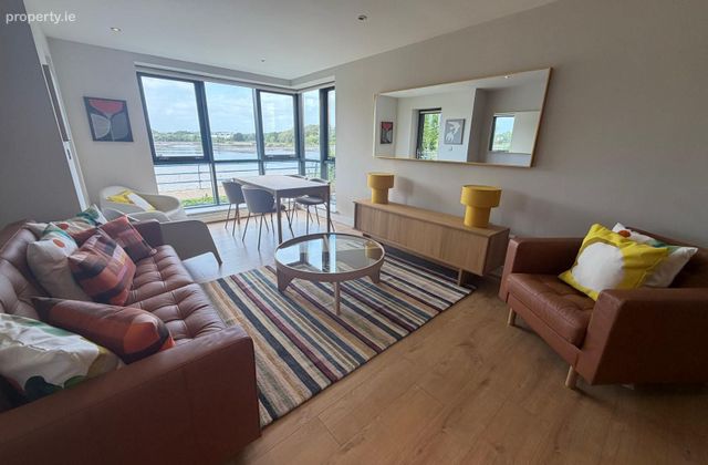 The Schooner, Harty's Quay, Rochestown, Co. Cork - Click to view photos